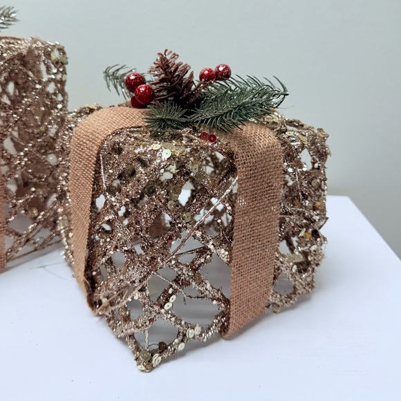 New Hobby Lobby Set of 3 Glitter & Pine Metal Holiday Gift Boxes Decor - Picture 4 of 14